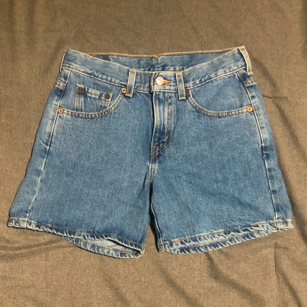 Vintage Levi high waisted denim shorts